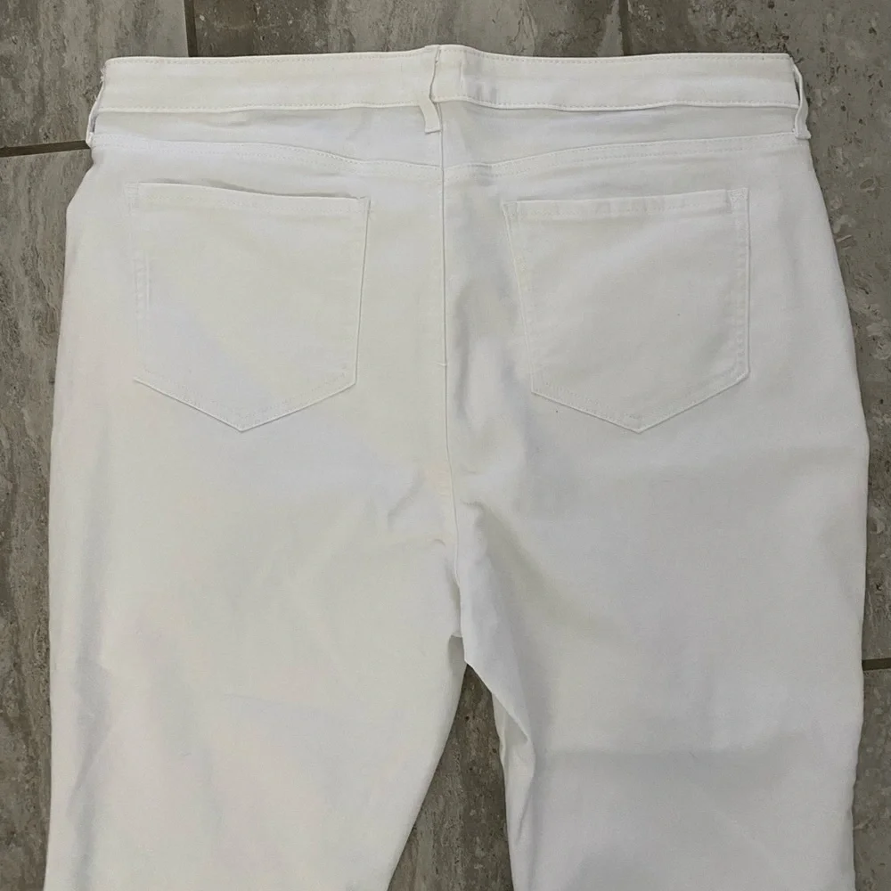 White capris - Picture 3 of 4